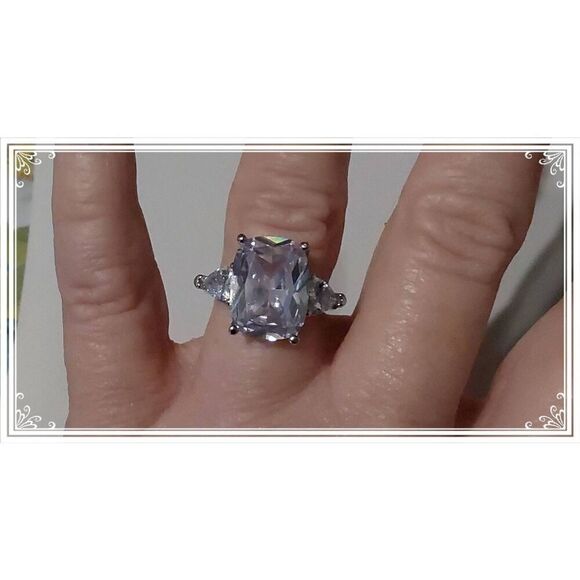 Stunning 8 Ct. Emerald & Trillion Cut Genuine Diamond Simulant Bridal Ring Sz 8 - Picture 5 of 5